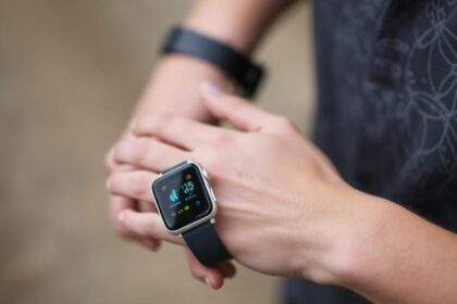 Jak technologie wearable zmieniają sposób monitorowania zdrowia?